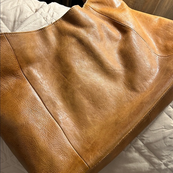 Latico Petite Lindsey bag in cognac - Picture 9 of 10